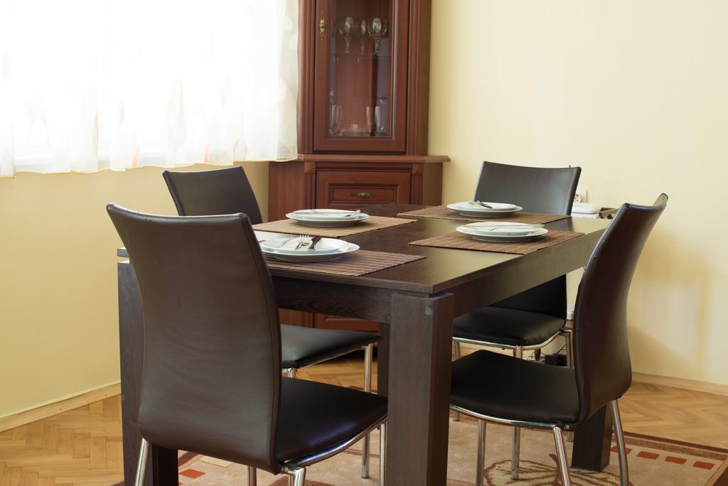 Sea Garden Plaza Apartment - Free Parking Burgasz Kültér fotó